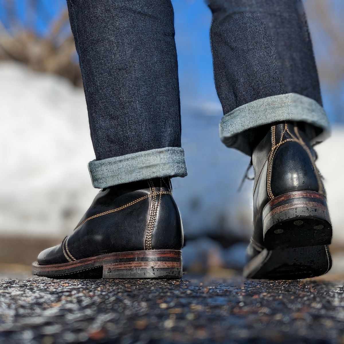 Photo by chilly on February 7, 2023 of the Unsung U 22-1 Slog Boot in Wickett & Craig Natural Veg Tan Overdyed Black.
