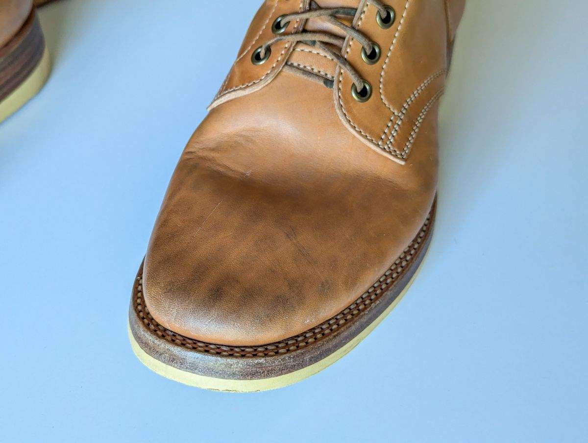 Photo by chilly on October 4, 2024 of the Flame Panda Service Boot in Maryam Natural Horsebutt.