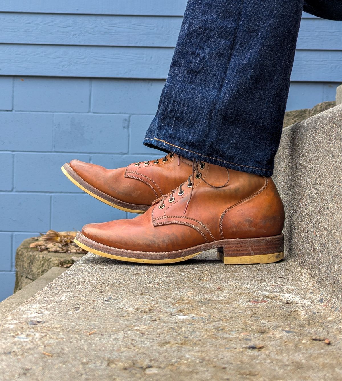 Photo by chilly on January 1, 2025 of the Flame Panda Service Boot in Maryam Natural Horsebutt.