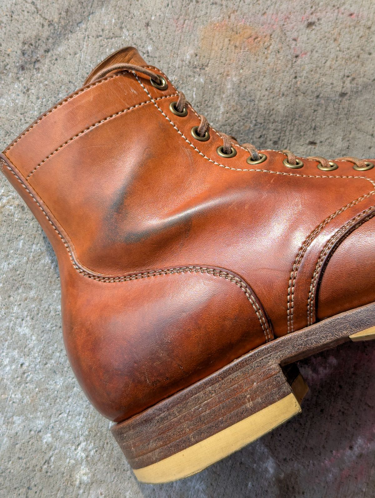 Photo by chilly on April 1, 2025 of the Flame Panda Service Boot in Maryam Natural Horsebutt.