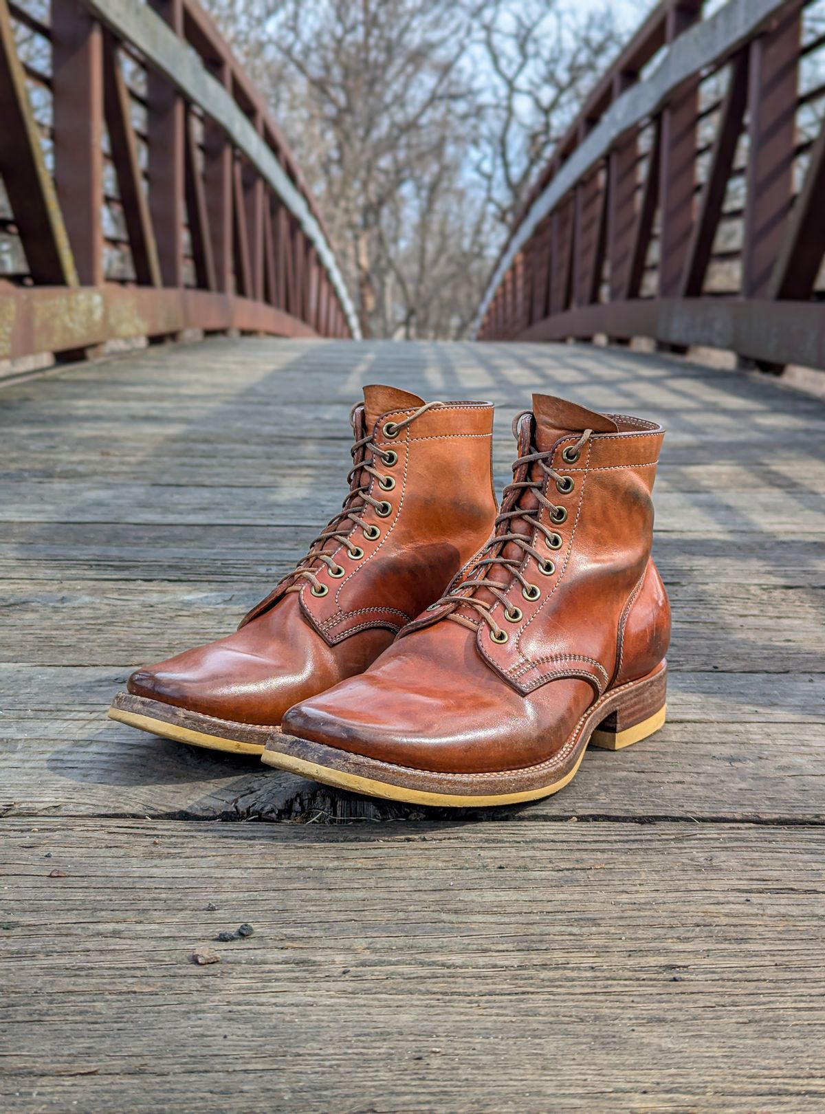 Photo by chilly on April 5, 2025 of the Flame Panda Service Boot in Maryam Natural Horsebutt.
