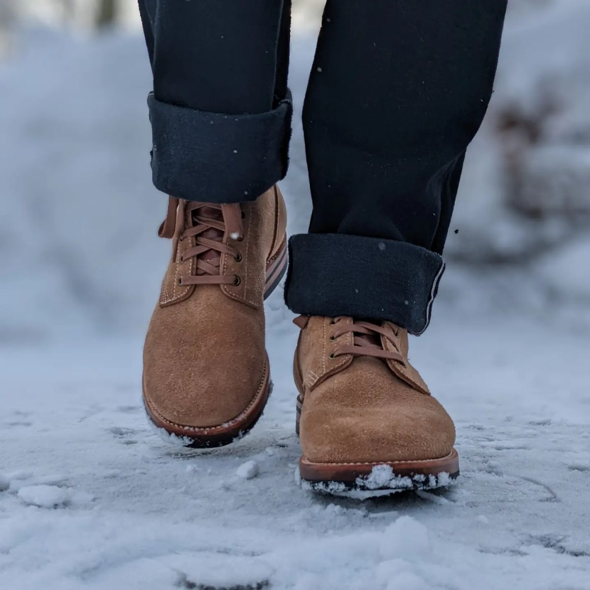 Photo by chilly on December 15, 2022 of the Quan Shoemaker Boondocker in Horween Natural Chromexcel Roughout.
