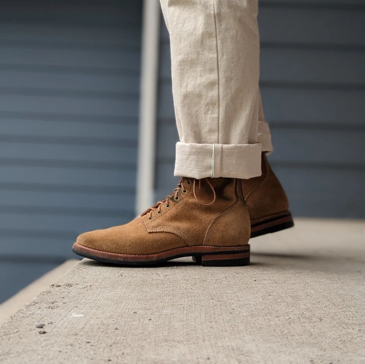 Photo by chilly_chonka on June 13, 2023 of the Quan Shoemaker Boondocker in Horween Natural Chromexcel Roughout.