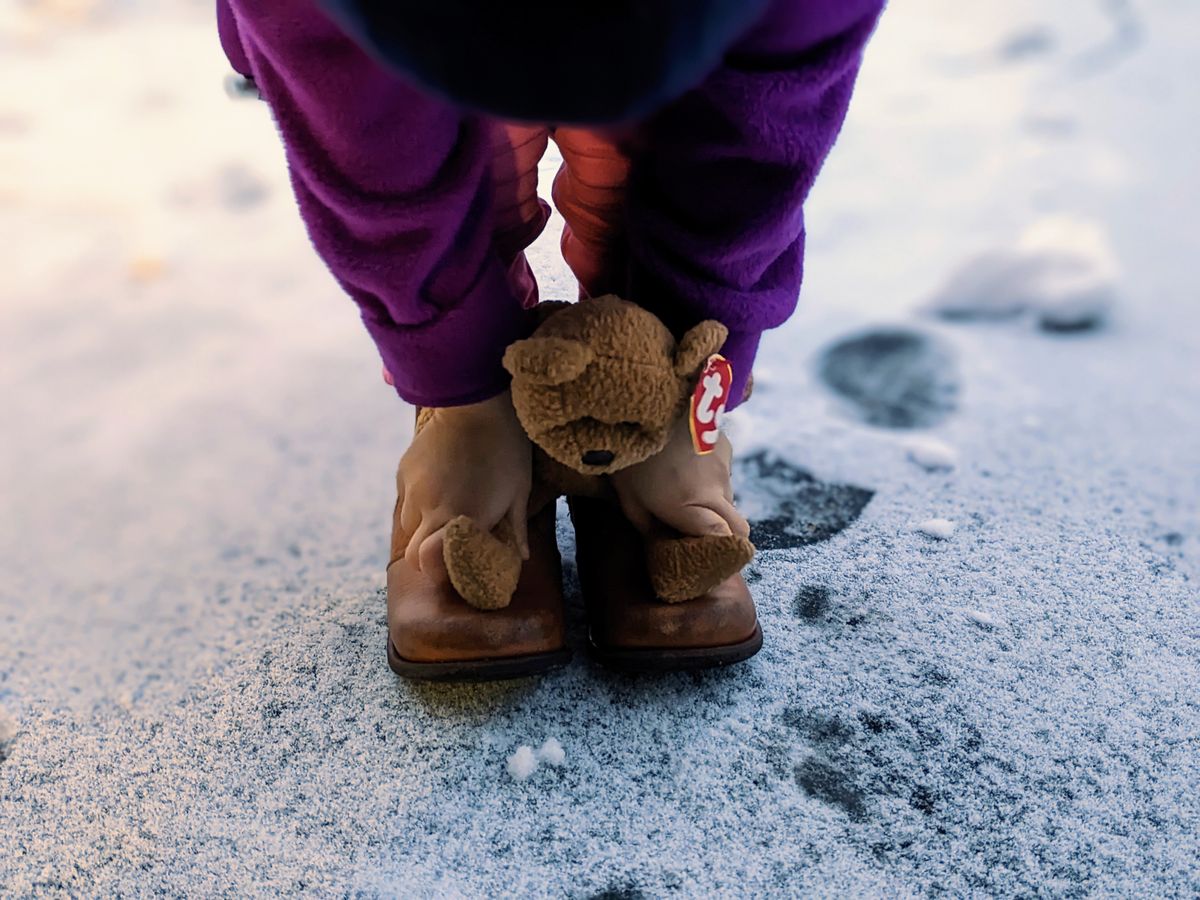 Photo by chilly on February 1, 2023 of the Adelisa and Co. Viajero Chelsea Boot in Unknown Natural Veg Tan.
