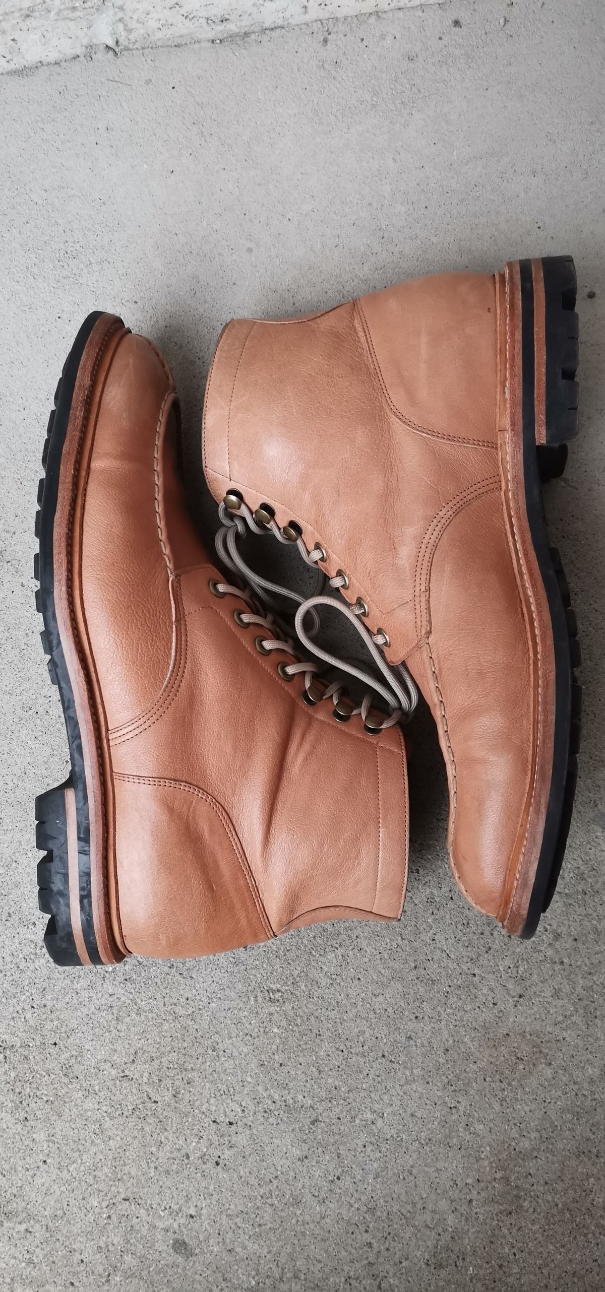 Photo by fjaagewaage on December 3, 2022 of the Grant Stone Ottawa Boot in Incas Natural Kangaroo.