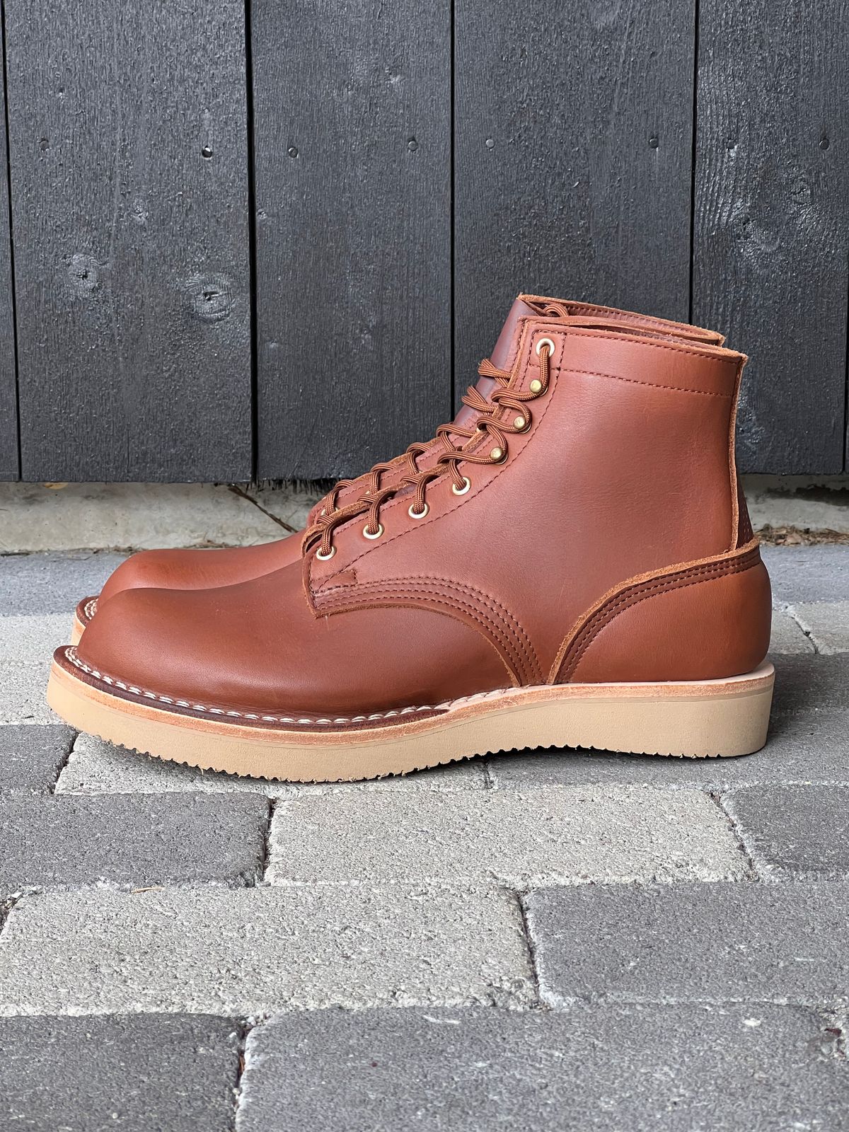 Photo by fjaagewaage on October 1, 2023 of the Nicks Traveler in Seidel 1964 Brown.