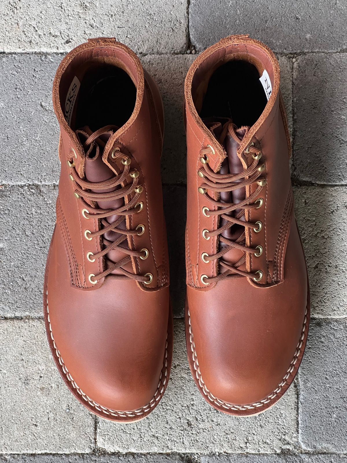 Photo by fjaagewaage on October 1, 2023 of the Nicks Traveler in Seidel 1964 Brown.