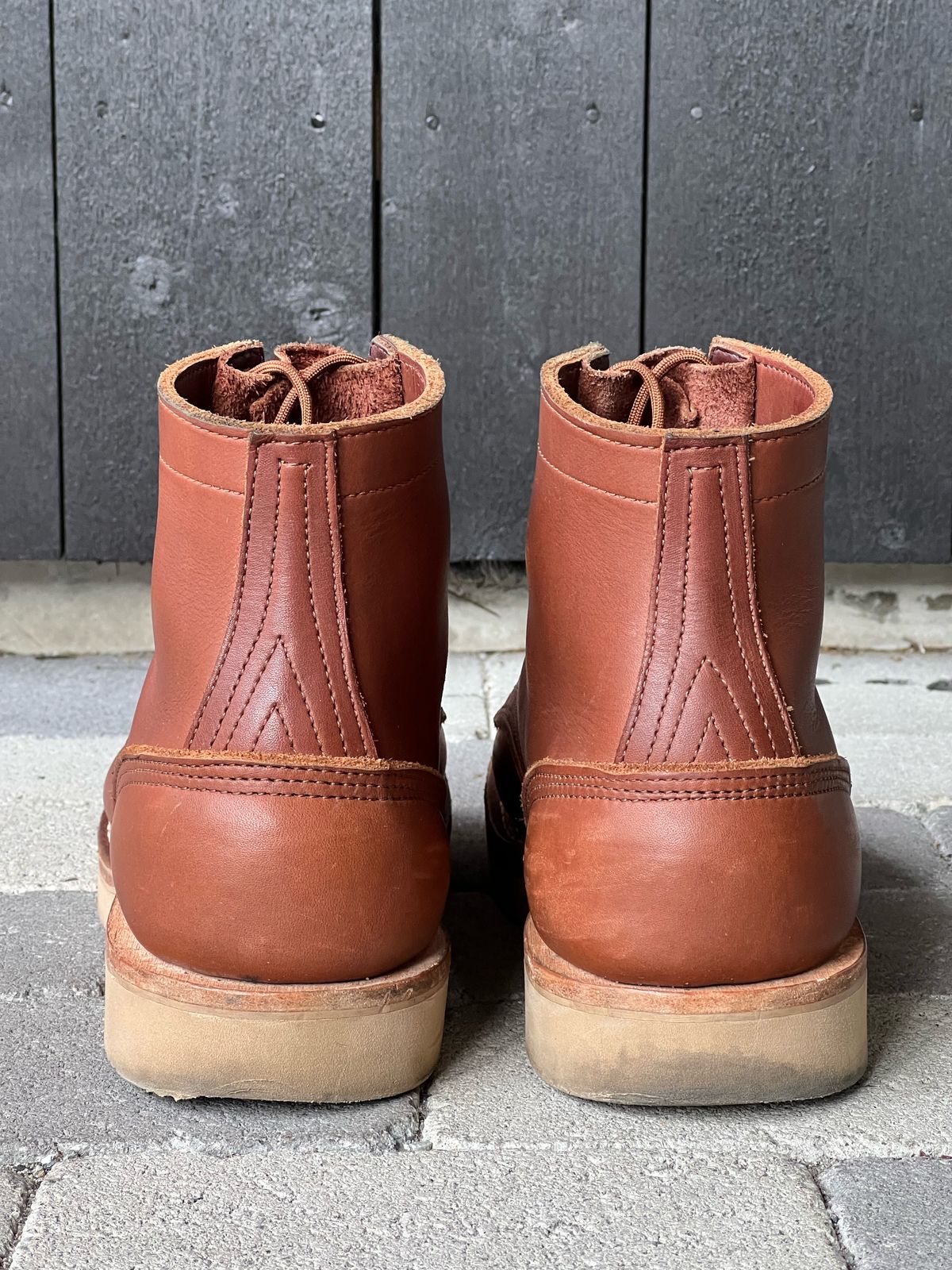 Photo by fjaagewaage on November 5, 2023 of the Nicks Traveler in Seidel 1964 Brown.
