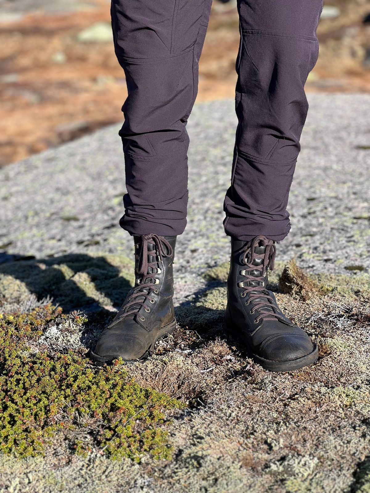 Photo by fjaagewaage on October 14, 2025 of the Jim Green African Trooper Barefoot Boot in Houston Black.