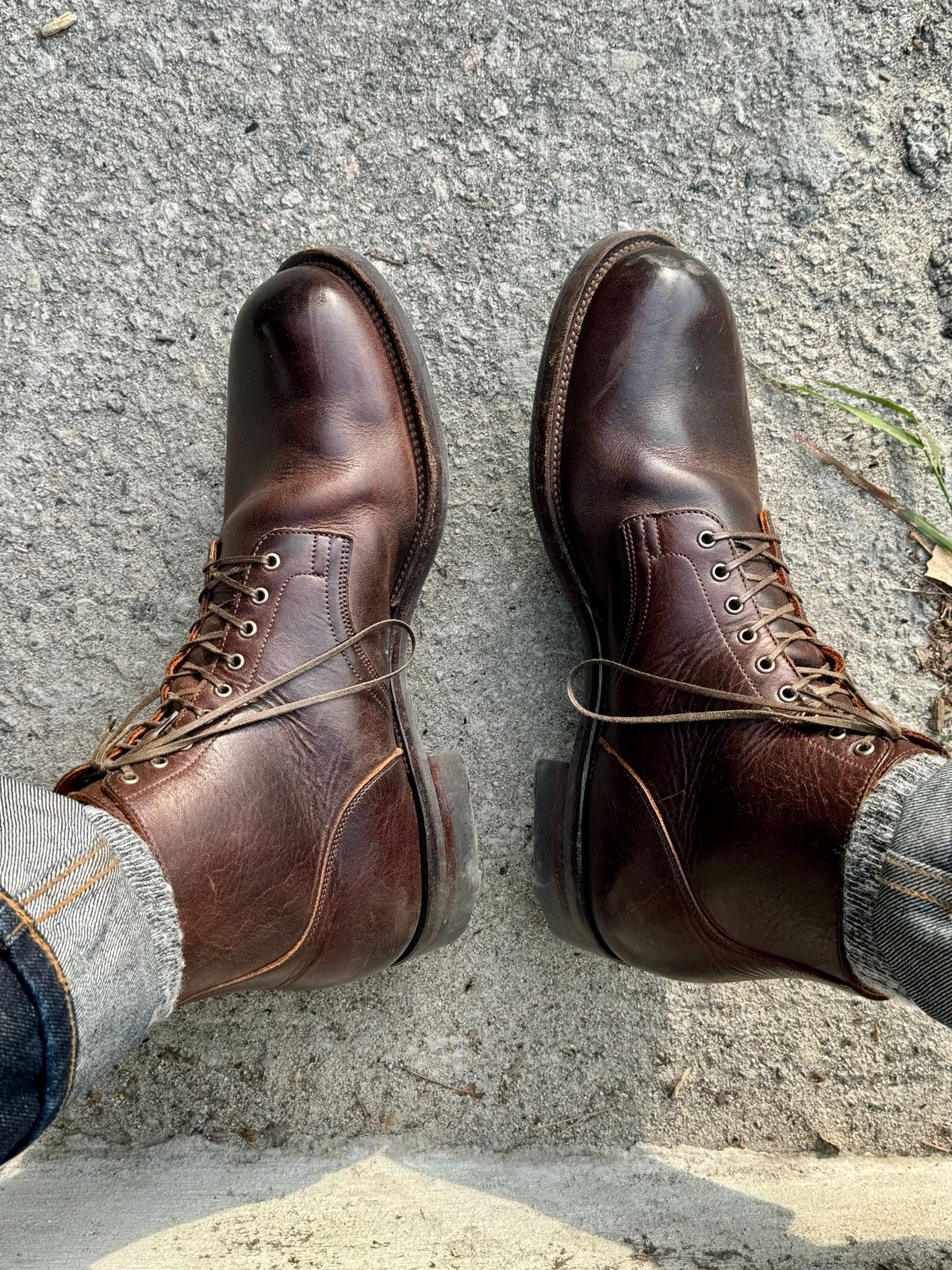 Photo by Drover_Shy on January 18, 2024 of the Viberg Service Boot in C.F. Stead Whiskey Phoenix.