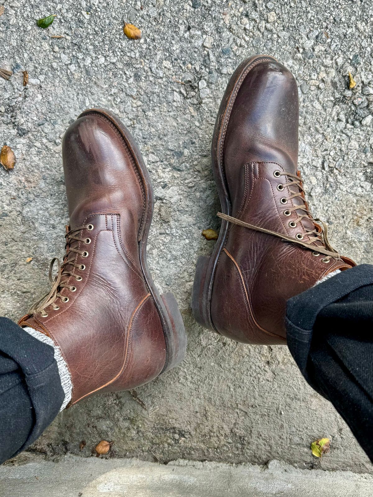 Photo by Drover_Shy on February 7, 2024 of the Viberg Service Boot in C.F. Stead Whiskey Phoenix.
