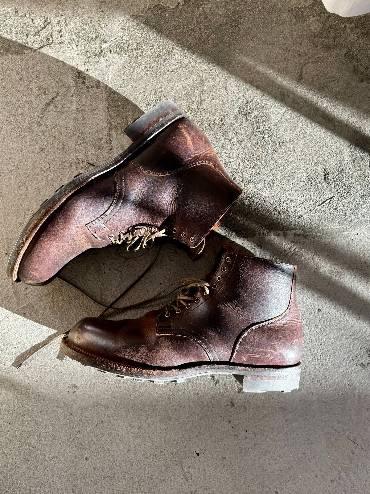 Photo by Drover_Shy on February 11, 2024 of the Viberg Service Boot in C.F. Stead Whiskey Phoenix.