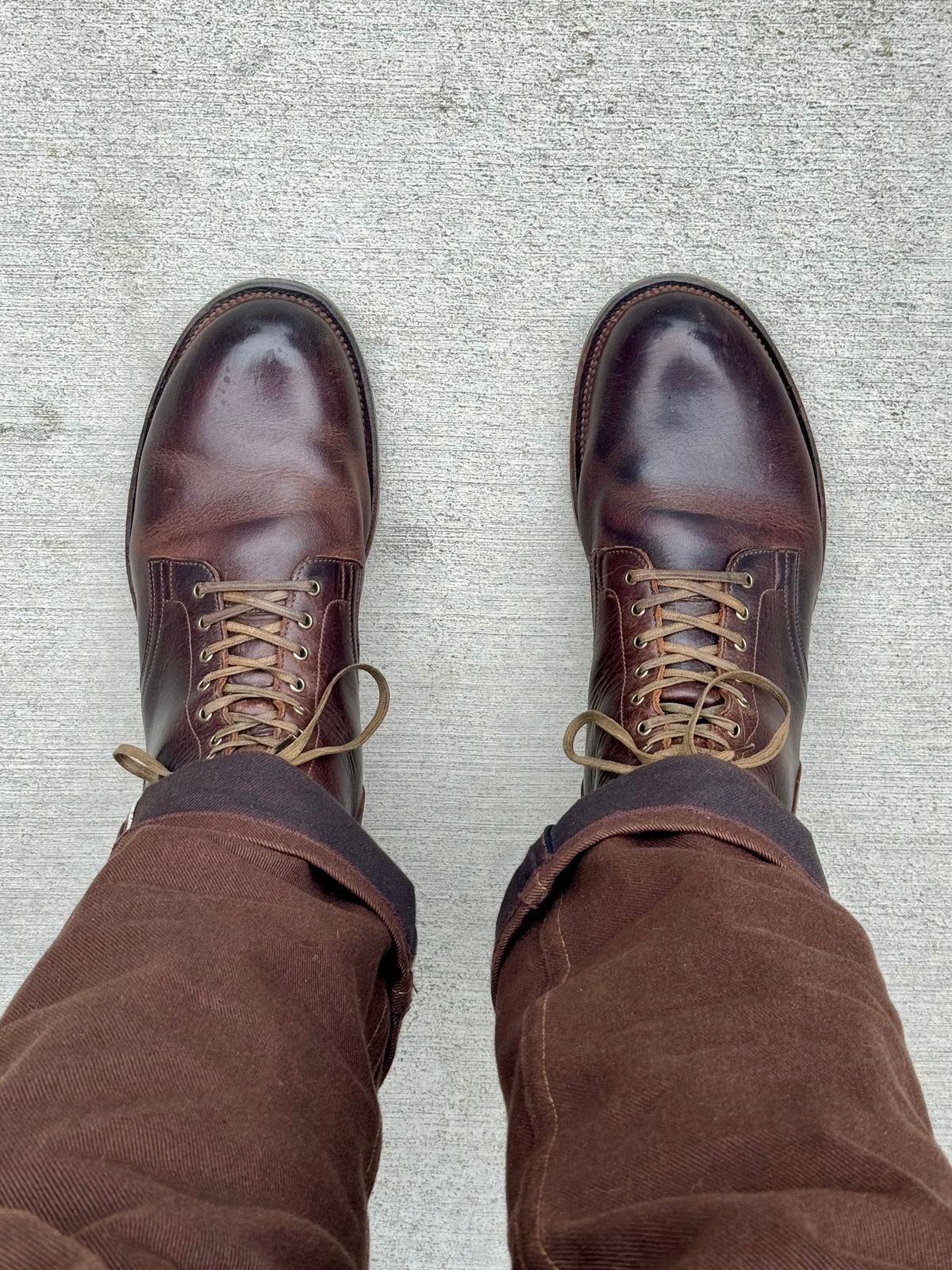 Photo by Drover_Shy on April 12, 2024 of the Viberg Service Boot in C.F. Stead Whiskey Phoenix.