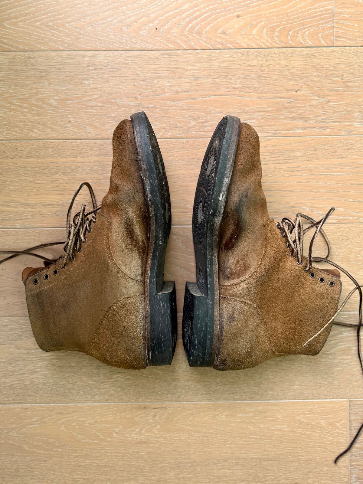 Photo by Drover_Shy on March 16, 2025 of the Viberg N1 Boot in Horween Marine Field Roughout.