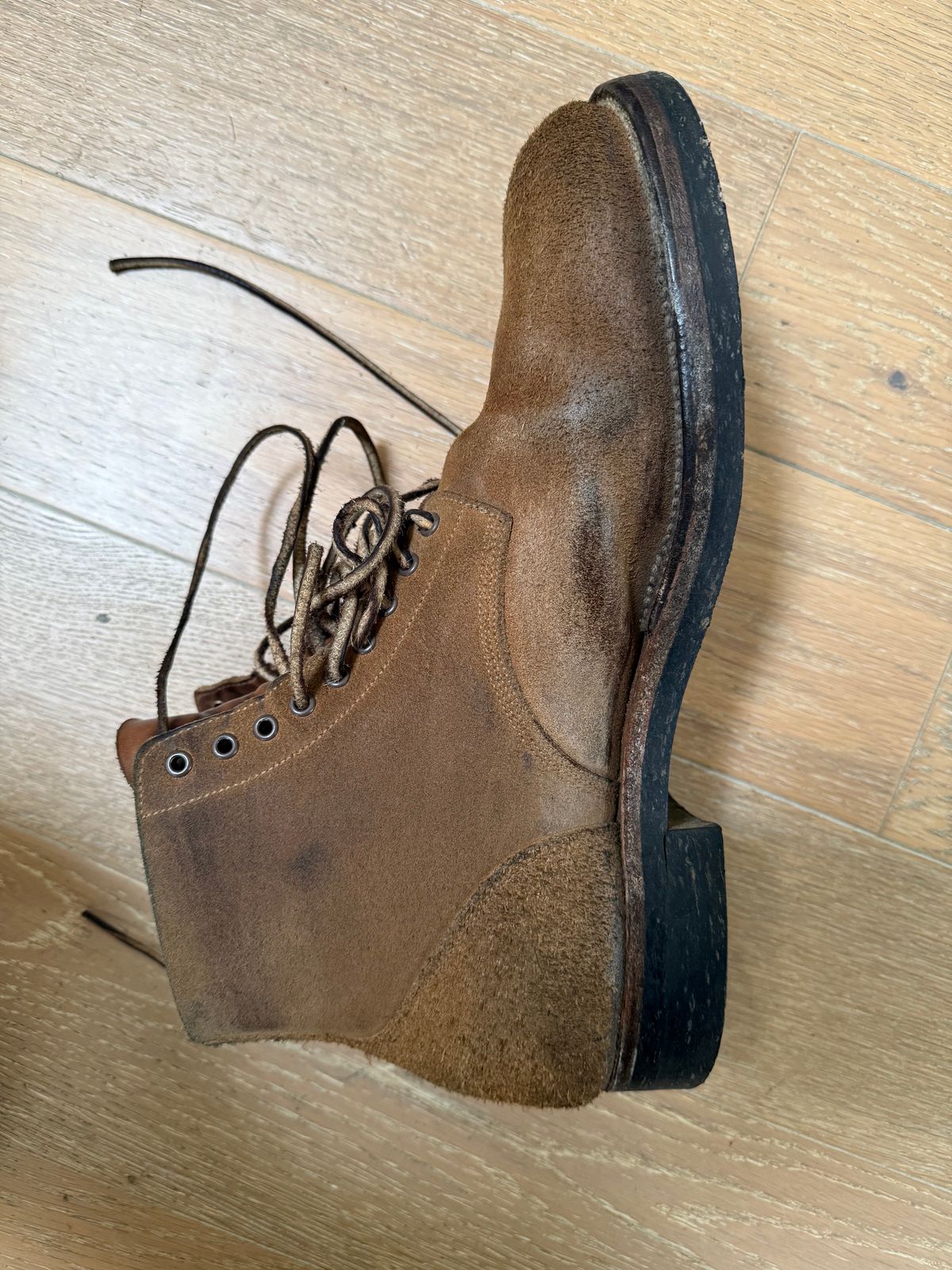 Photo by Drover_Shy on March 16, 2025 of the Viberg N1 Boot in Horween Marine Field Roughout.