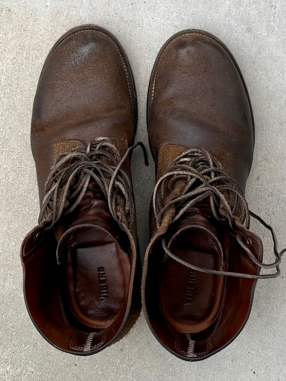 Photo by Drover_Shy on July 12, 2025 of the Viberg N1 Boot in Horween Marine Field Roughout.