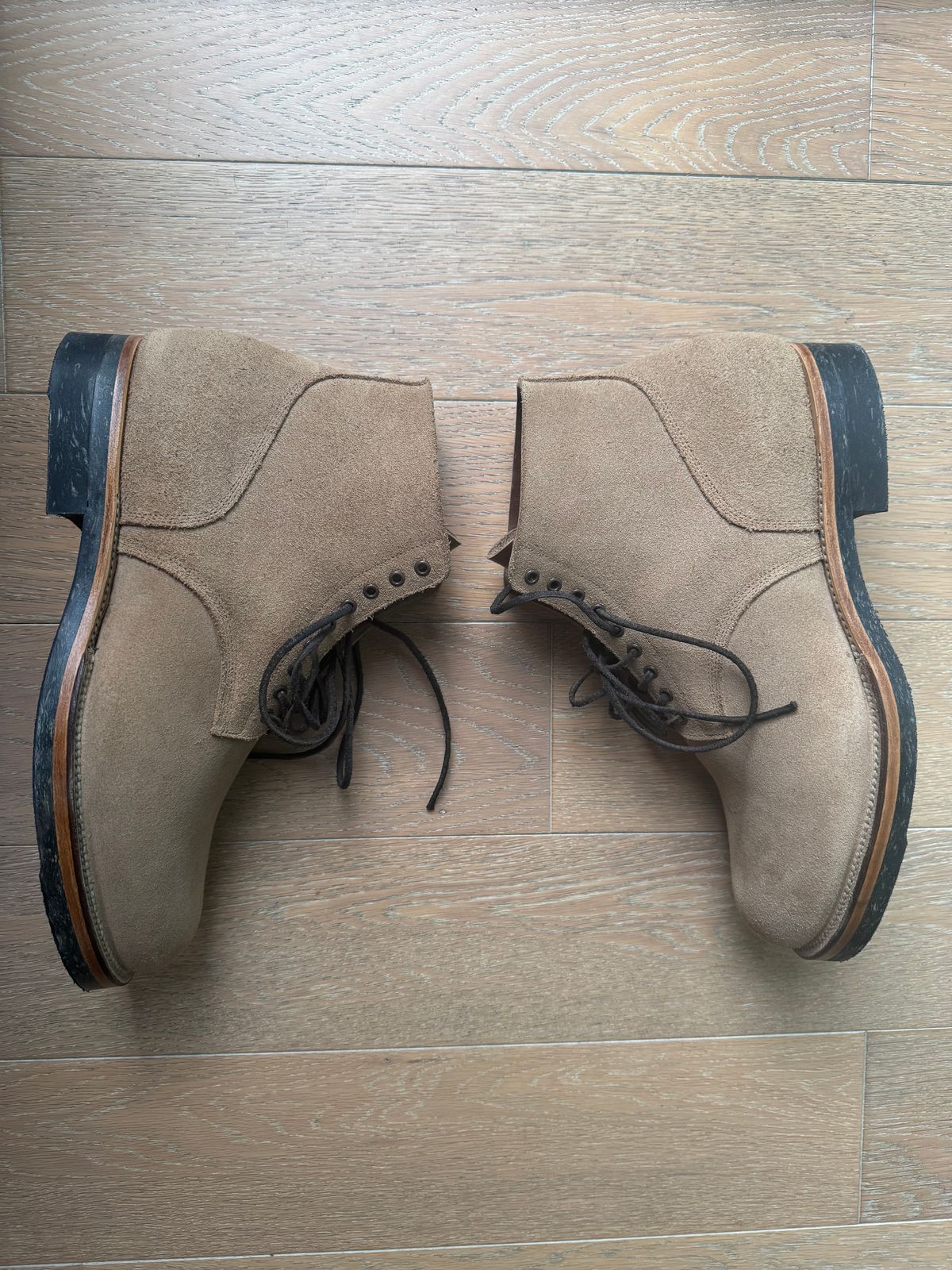 Photo by Drover_Shy on December 3, 2024 of the Viberg N1 Boot in Horween Marine Field Roughout.