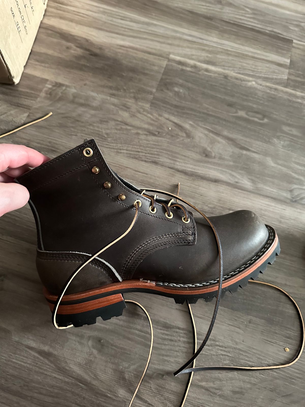 Photo by matty on July 1, 2023 of the Nicks MTO in Horween Charcoal Cypress.