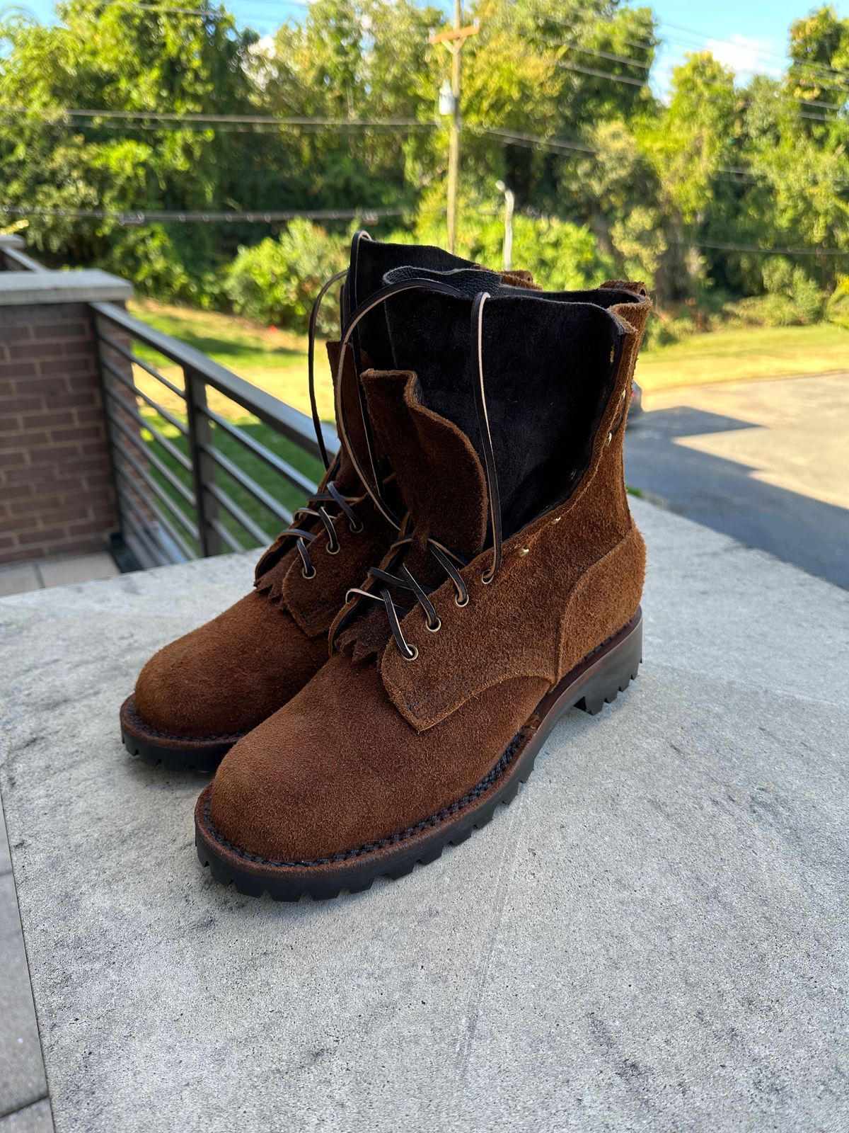 Photo by matty on October 1, 2023 of the JK Boots O.T. in Bison Roughout.