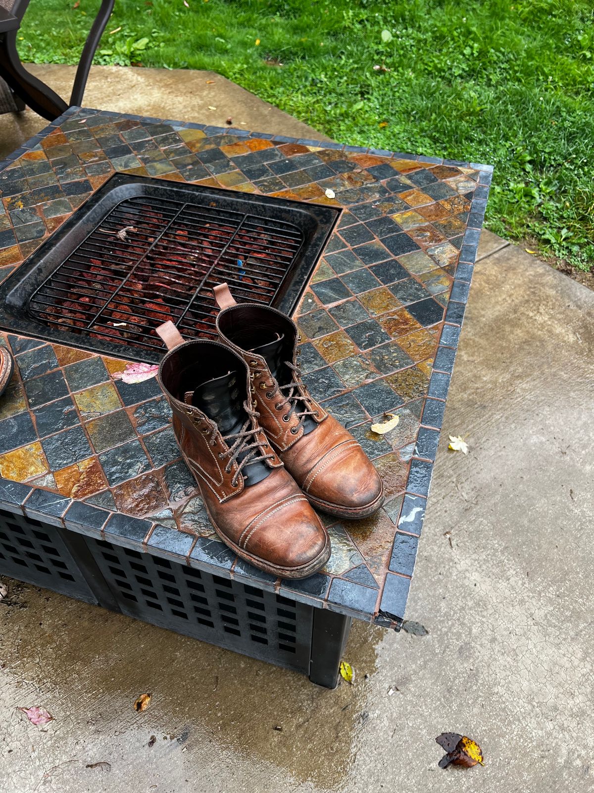 Photo by pillar13 on September 24, 2023 of the Blkbrd Shoemaker Dixon Cap Toe Derby Boot in Horween Natural Chromexcel.