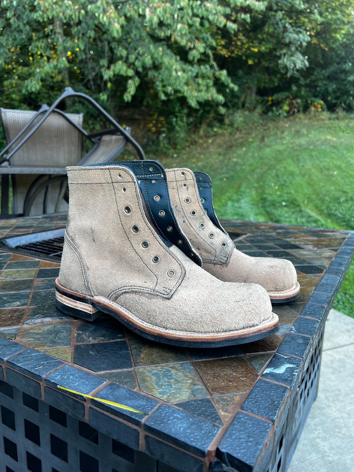 Photo by pillar13 on October 1, 2023 of the Self-Made Unknown Model in Roughout Treated Essex.