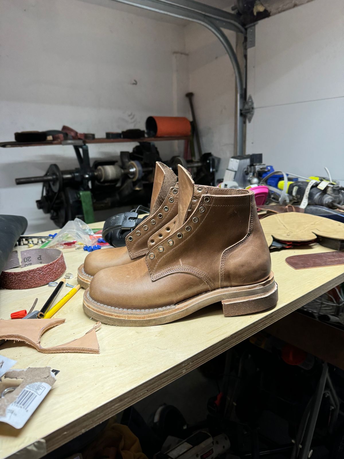 Photo by pillar13 on September 7, 2024 of the Self-Made Service Boot in Horween Natural Chromexcel.