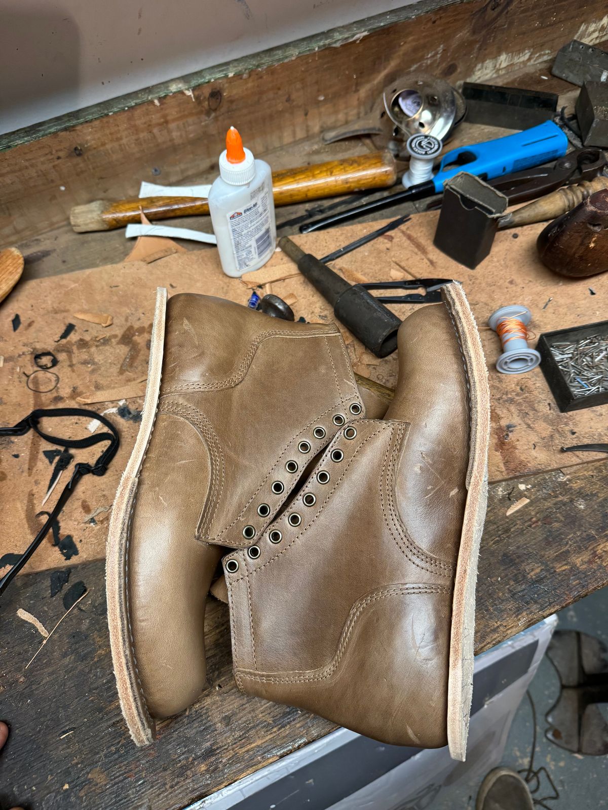 Photo by pillar13 on August 24, 2024 of the Self-Made Service Boot in Horween Natural Chromexcel.