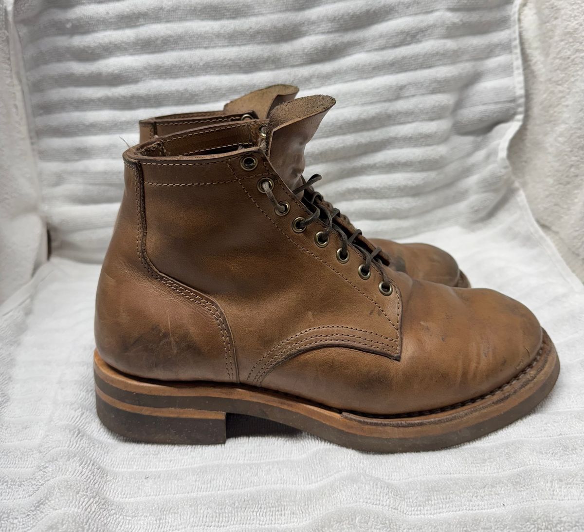 Photo by pillar13 on November 1, 2024 of the Self-Made Service Boot in Horween Natural Chromexcel.