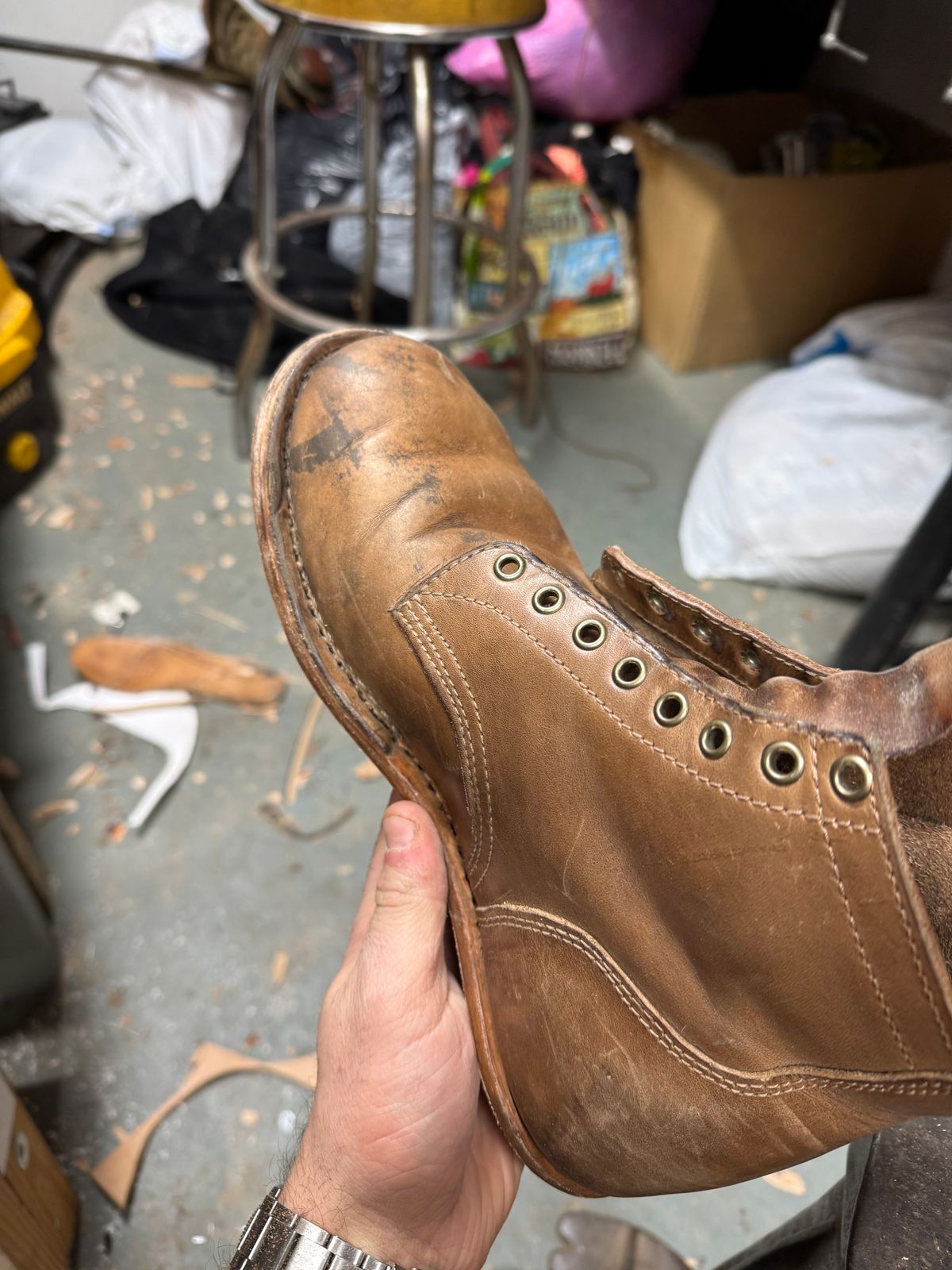 Photo by pillar13 on December 23, 2024 of the Self-Made Service Boot in Horween Natural Chromexcel.