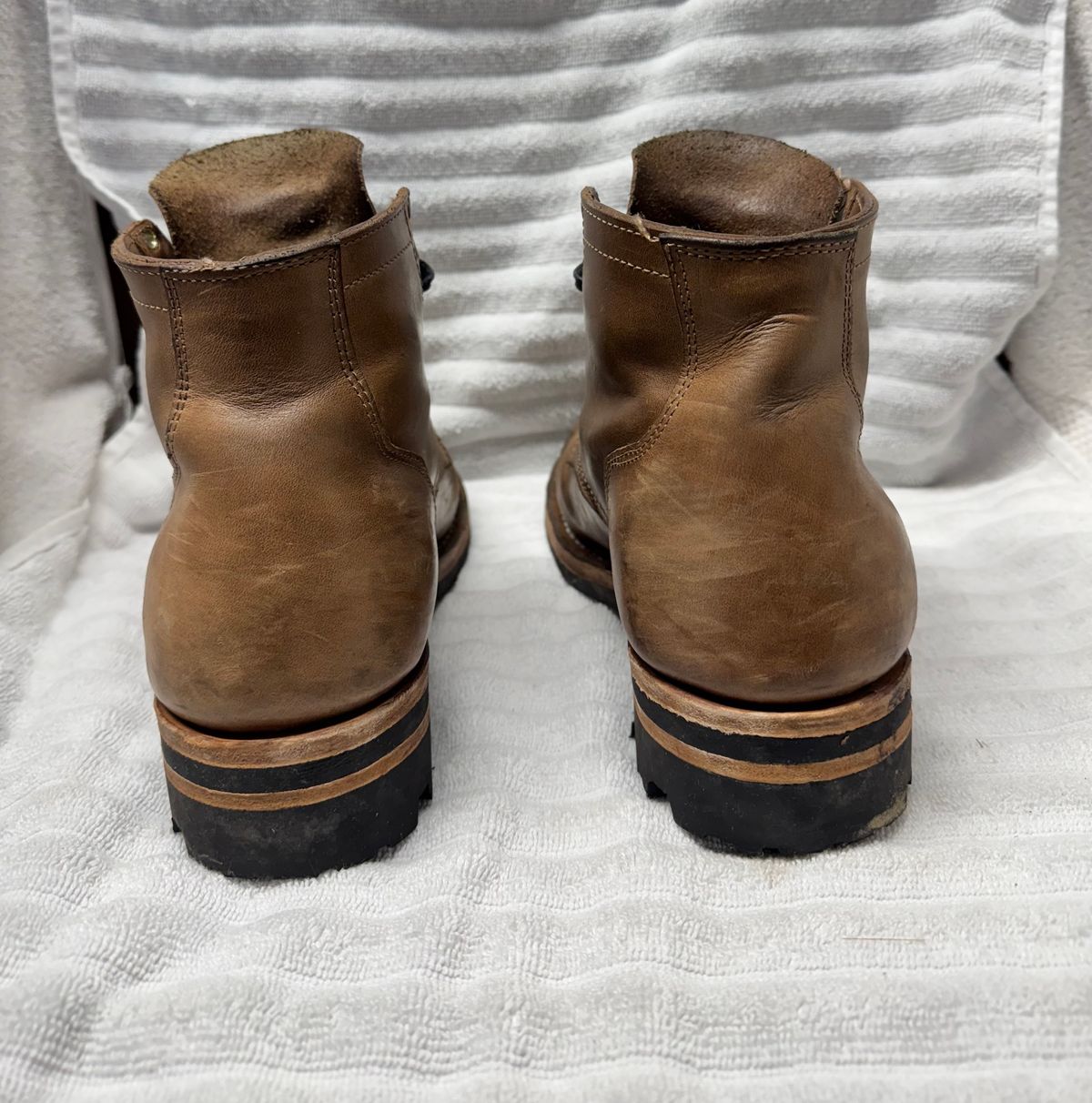 Photo by pillar13 on January 4, 2025 of the Self-Made Service Boot in Horween Natural Chromexcel.