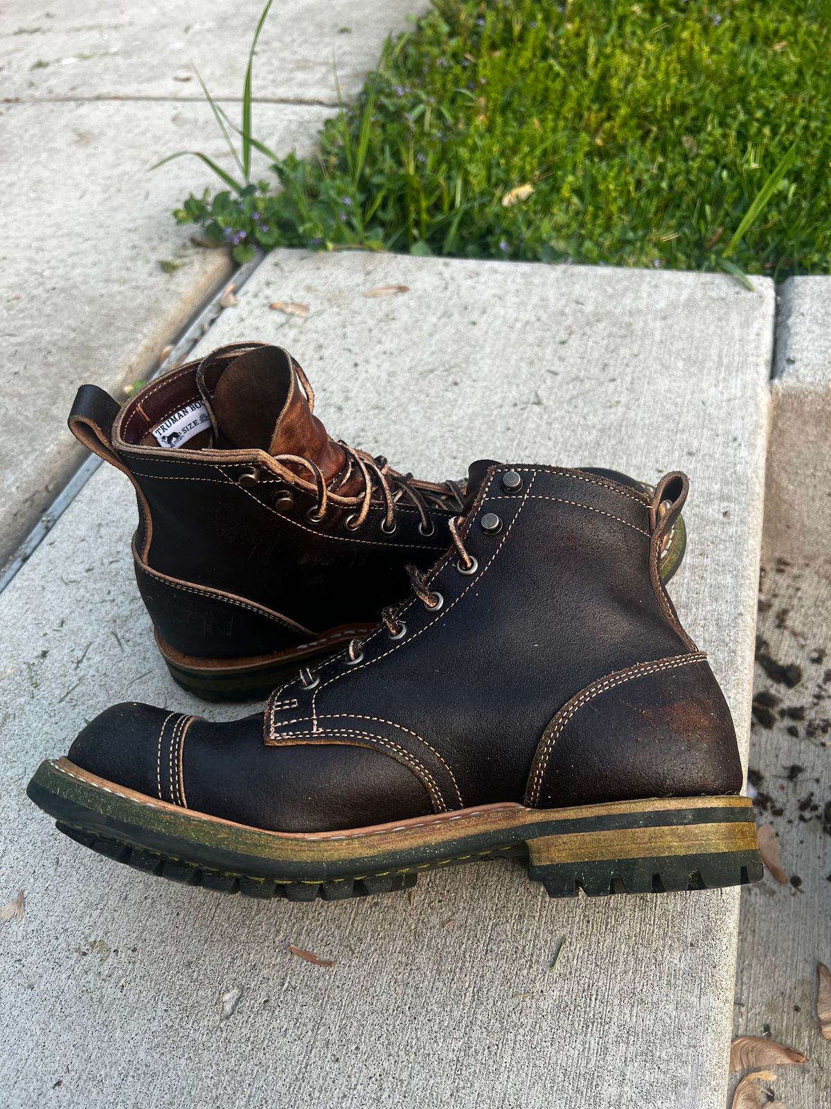 Photo by pillar13 on May 15, 2023 of the Truman Service Boot in Horween Java Waxed Flesh.