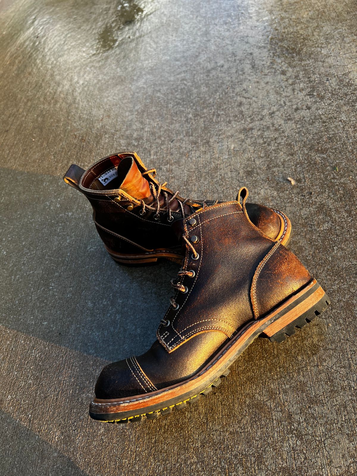 Photo by pillar13 on June 25, 2023 of the Truman Service Boot in Horween Java Waxed Flesh.