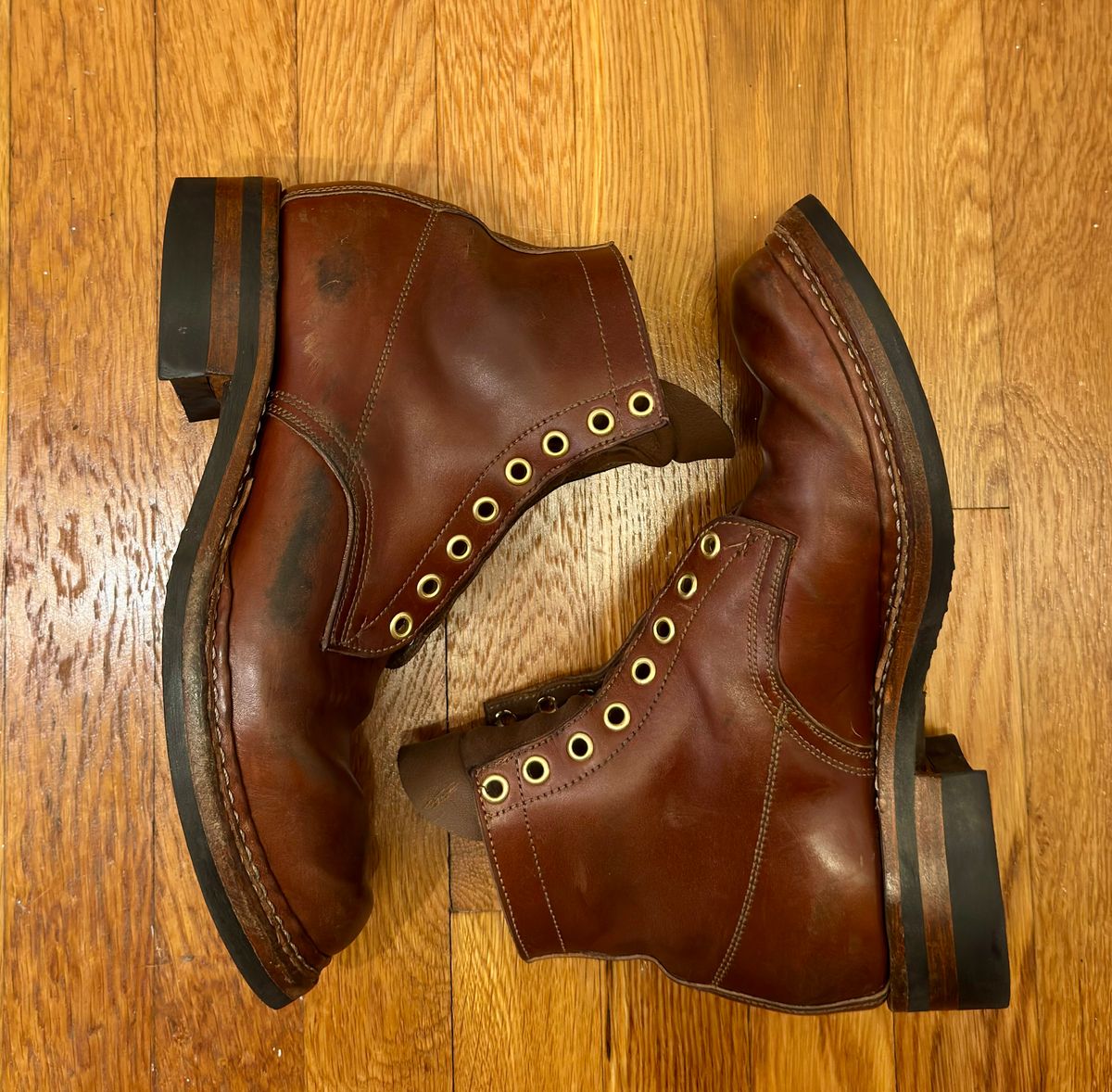 Photo by pillar13 on November 1, 2025 of the Self-Made Derby Boot in Maryam Macchiato TPR Horsebutt.