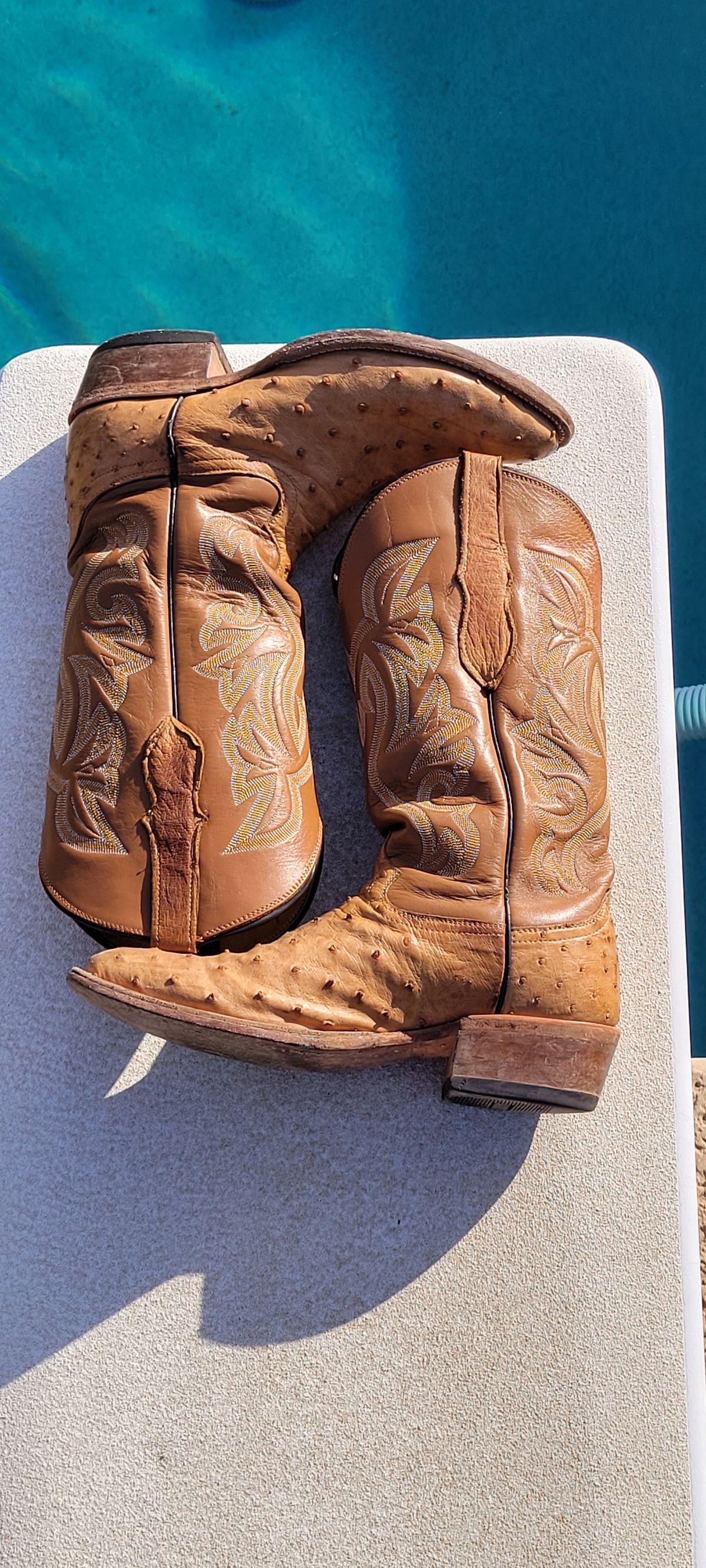 Photo by tekufu on December 3, 2023 of the Cowtown Boots J Toe in Cognac Ostrich .