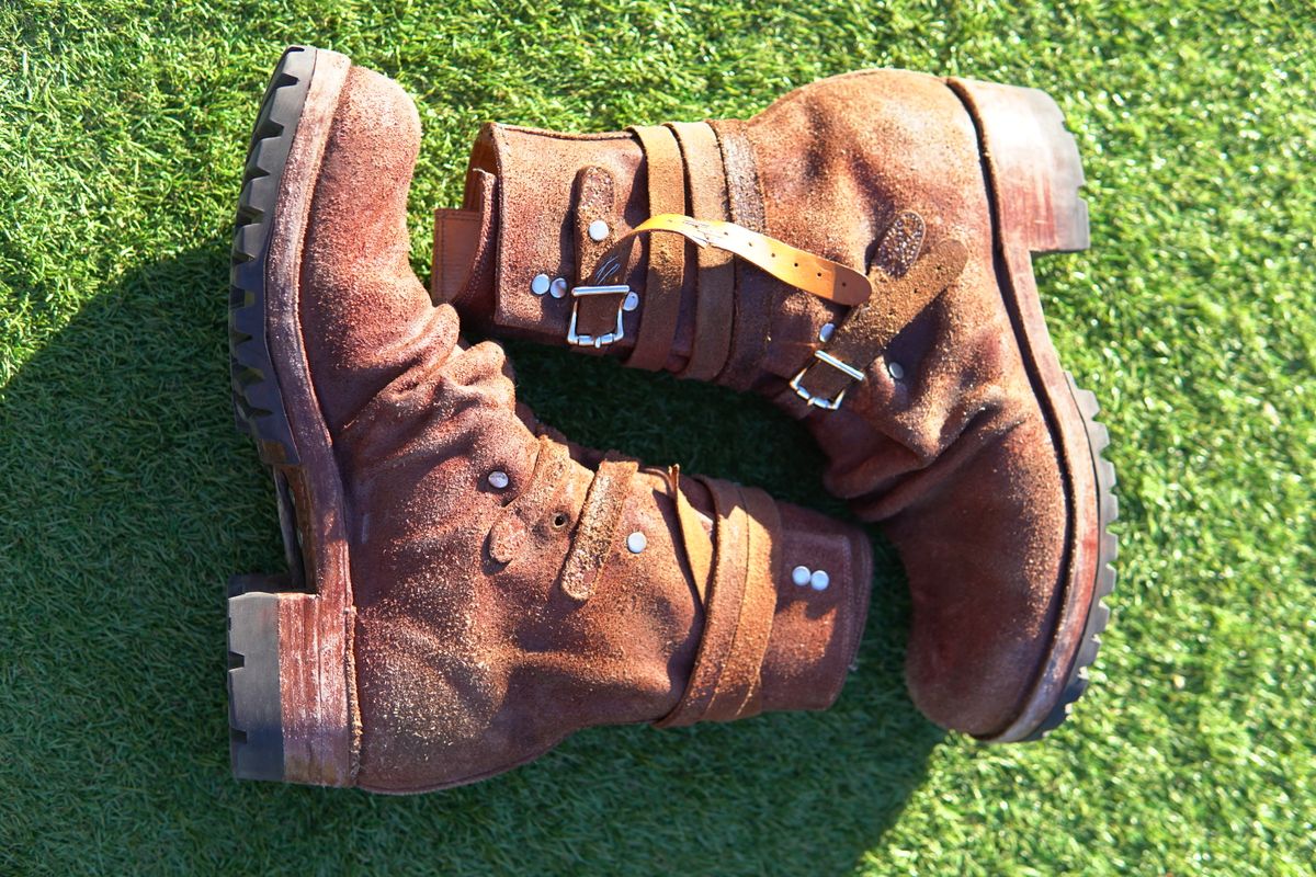 Photo by tekufu on December 4, 2024 of the Thomas Benjamin 008 in Hand-Dyed veg Tan Leather.