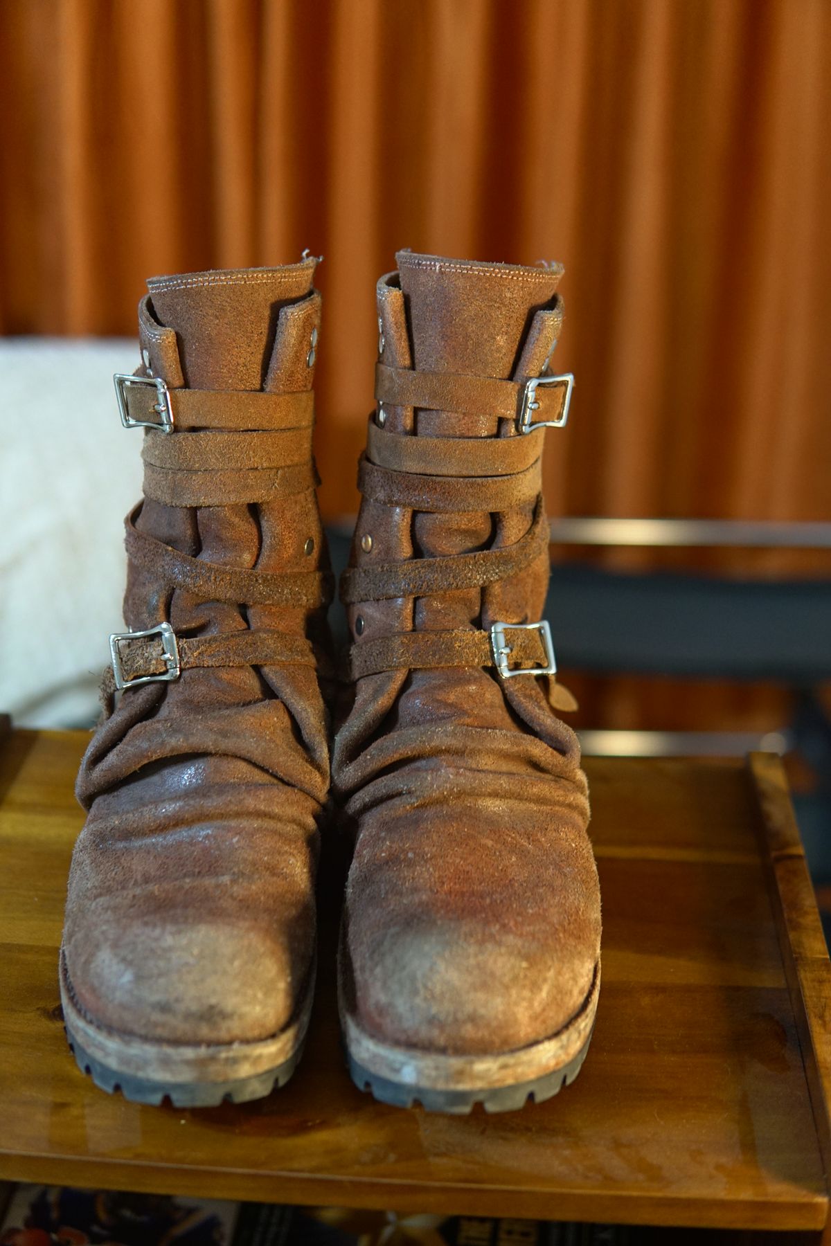Photo by tekufu on January 6, 2025 of the Thomas Benjamin 008 in Hand-Dyed veg Tan Leather.