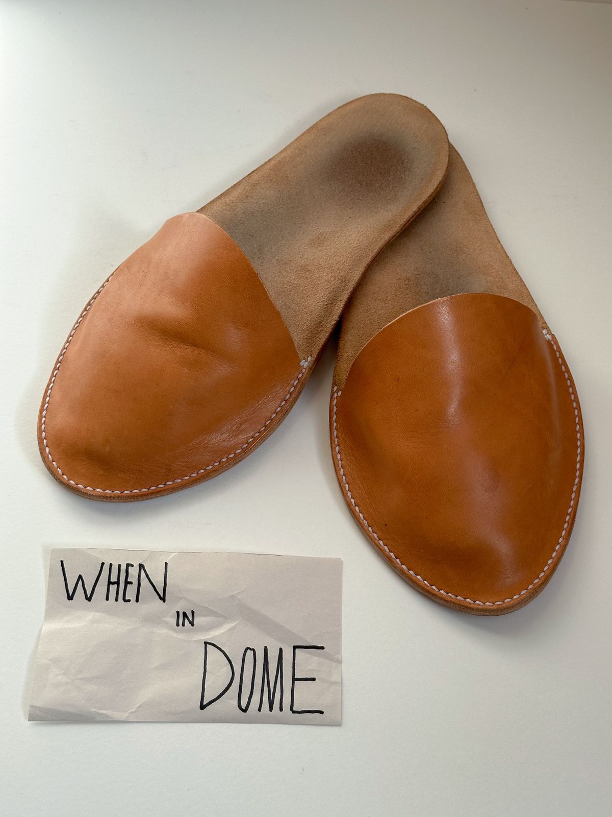Photo by storybook.oak on November 5, 2024 of the Self-Made Slide in Horween Natural Essex.