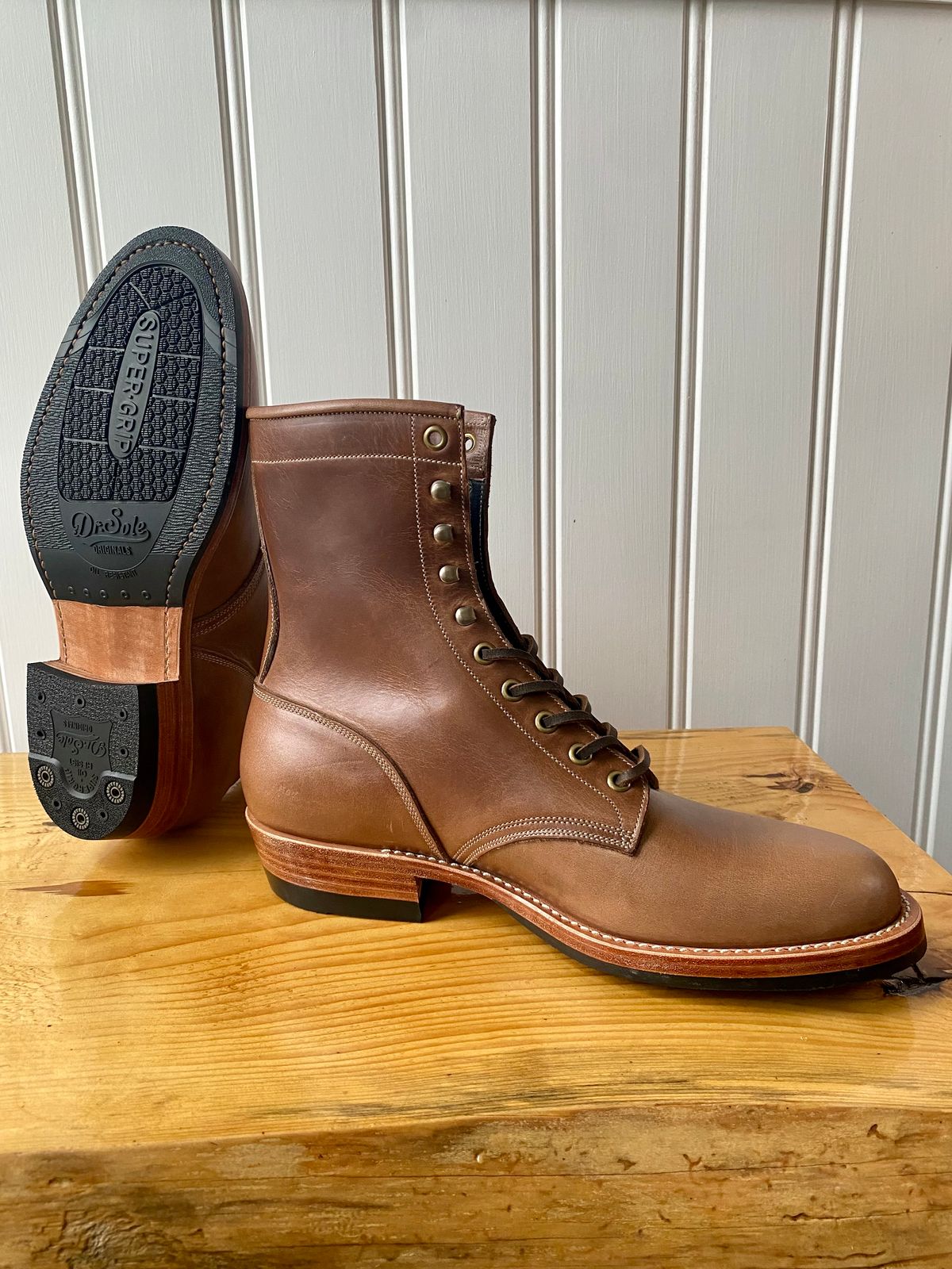 Photo by storybook.oak on October 1, 2022 of the Onderhoud SVC02 Packer Boot in Horween Natural Chromexcel.