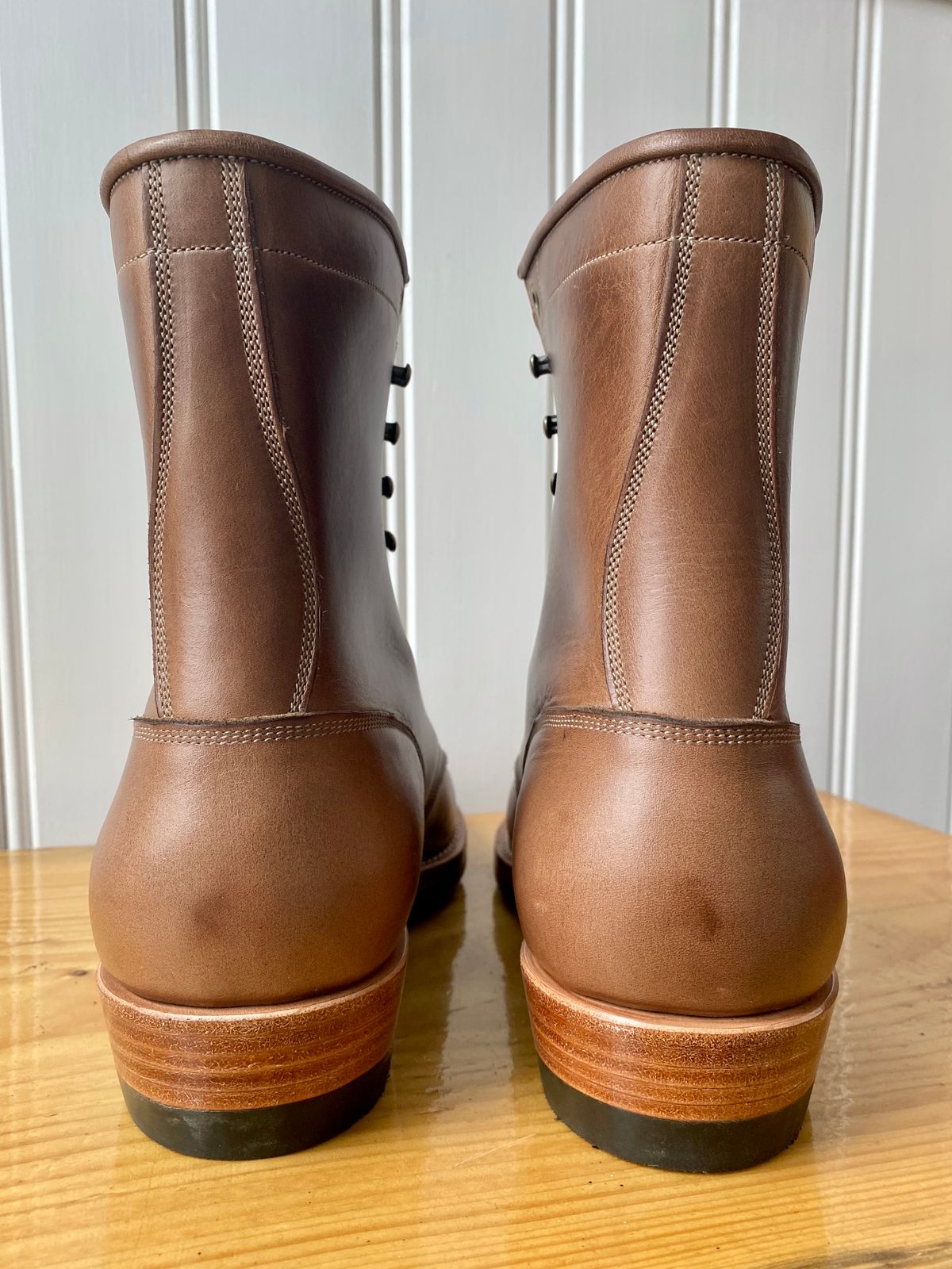 Photo by storybook.oak on October 1, 2022 of the Onderhoud SVC02 Packer Boot in Horween Natural Chromexcel.