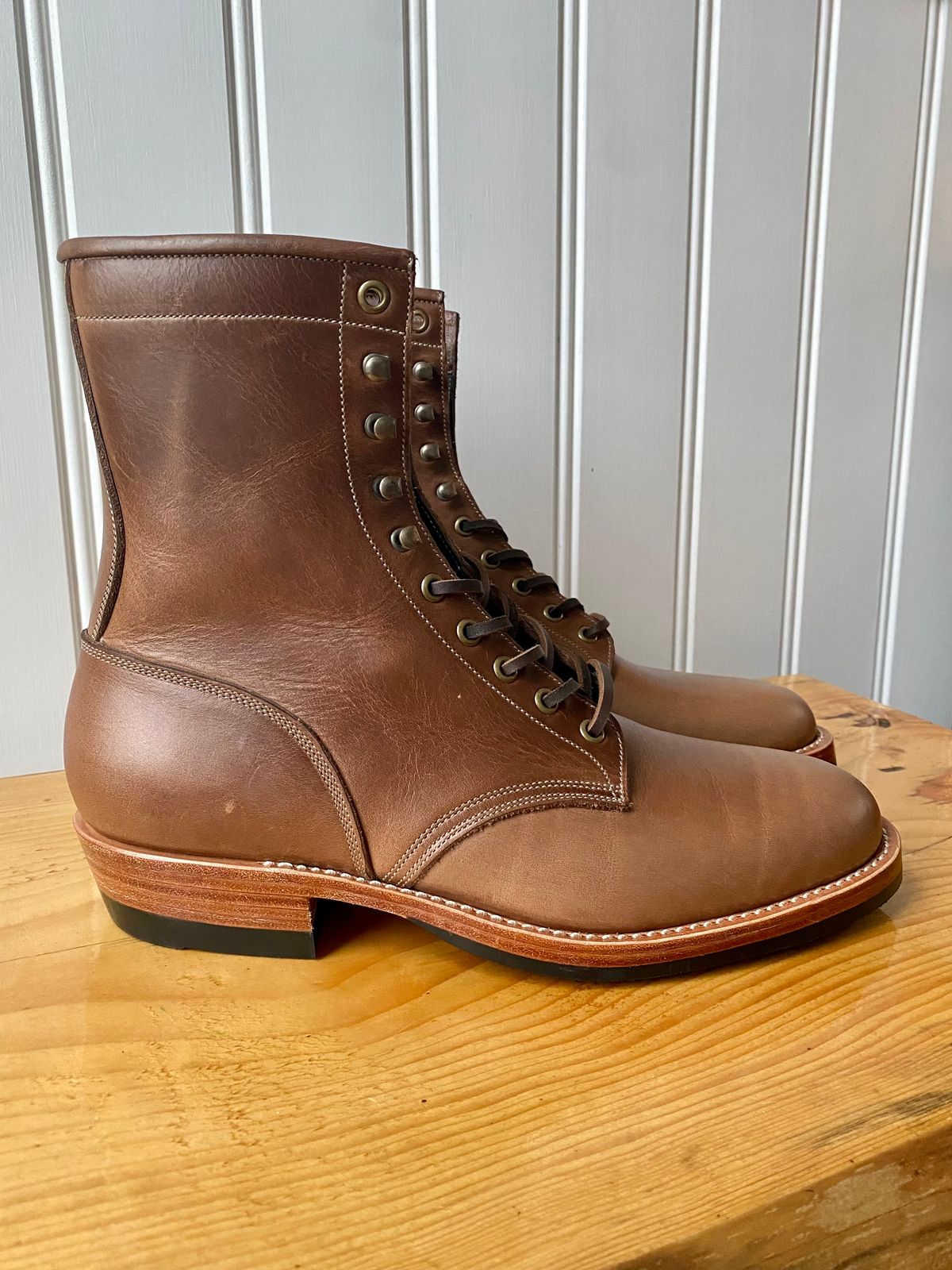 Photo by storybook.oak on October 1, 2022 of the Onderhoud SVC02 Packer Boot in Horween Natural Chromexcel.