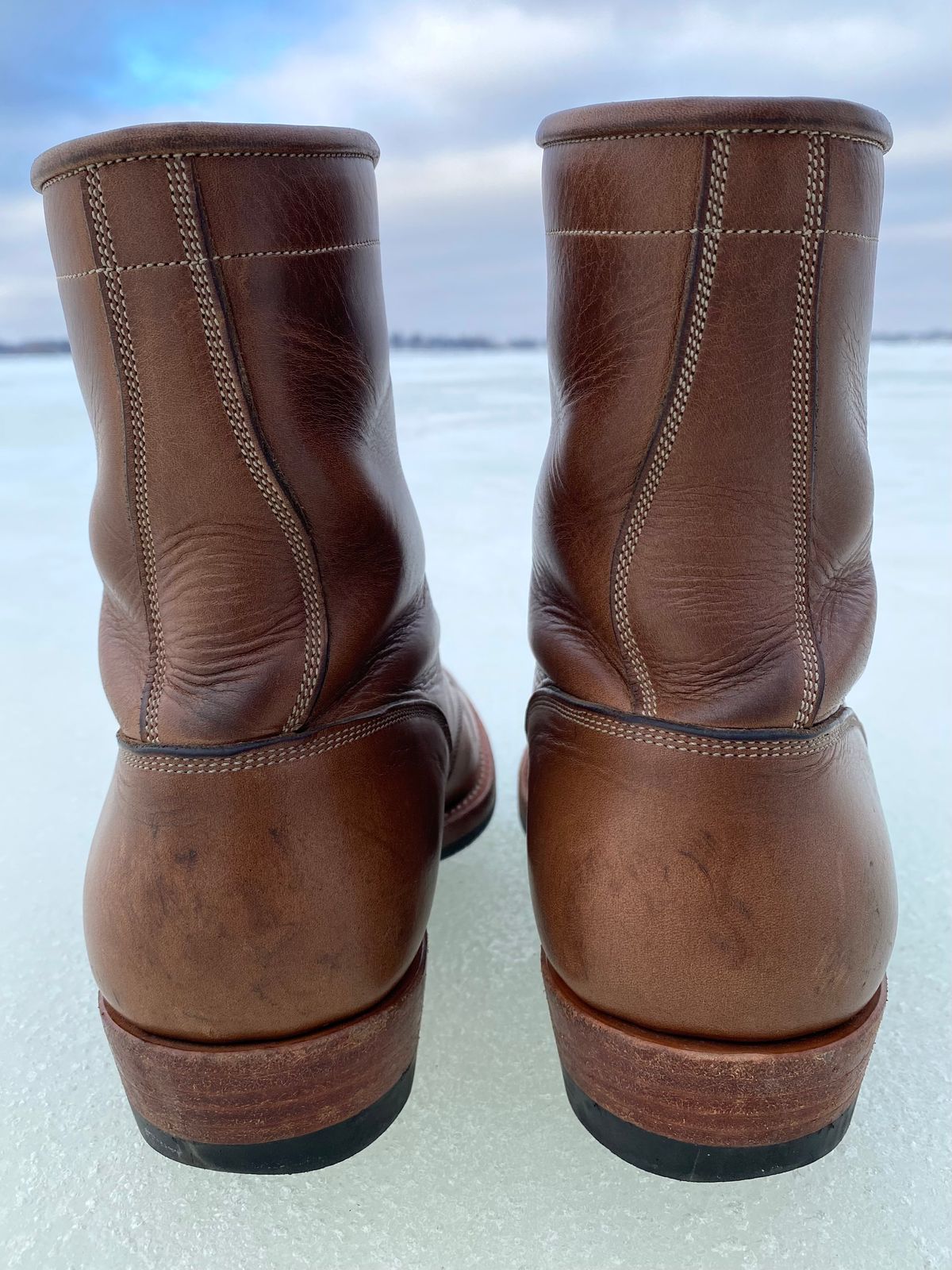 Photo by storybook.oak on January 2, 2023 of the Onderhoud SVC02 Packer Boot in Horween Natural Chromexcel.