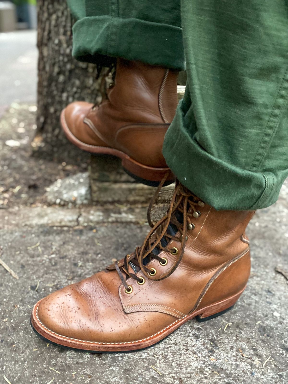 Photo by storybook.oak on February 2, 2023 of the Onderhoud SVC02 Packer Boot in Horween Natural Chromexcel.