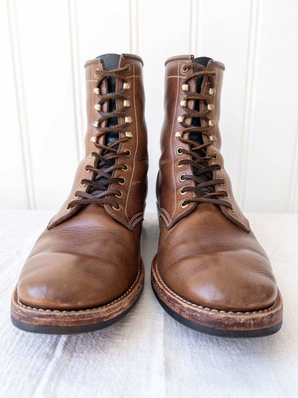 Photo by storybook.oak on March 1, 2023 of the Onderhoud SVC02 Packer Boot in Horween Natural Chromexcel.