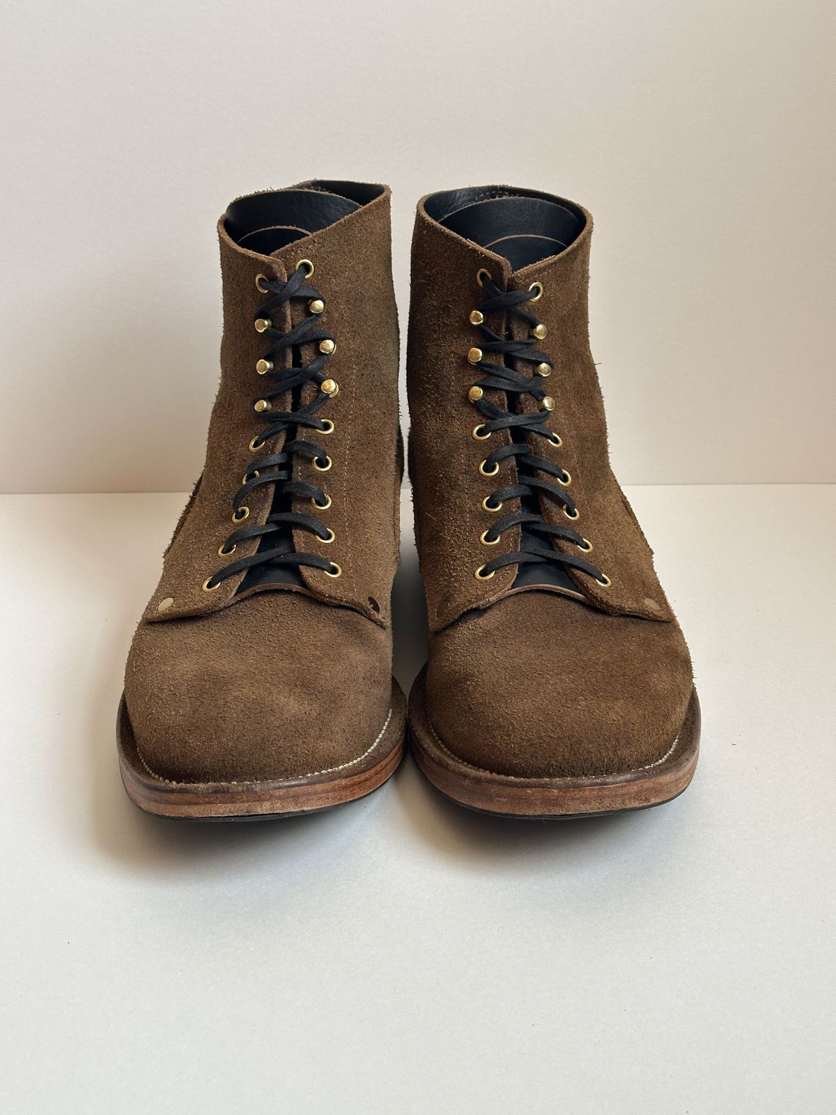 Photo by storybook.oak on October 2, 2025 of the NF Bootmaker Fritz Boot in Horween Washed Black Chromexcel Roughout.