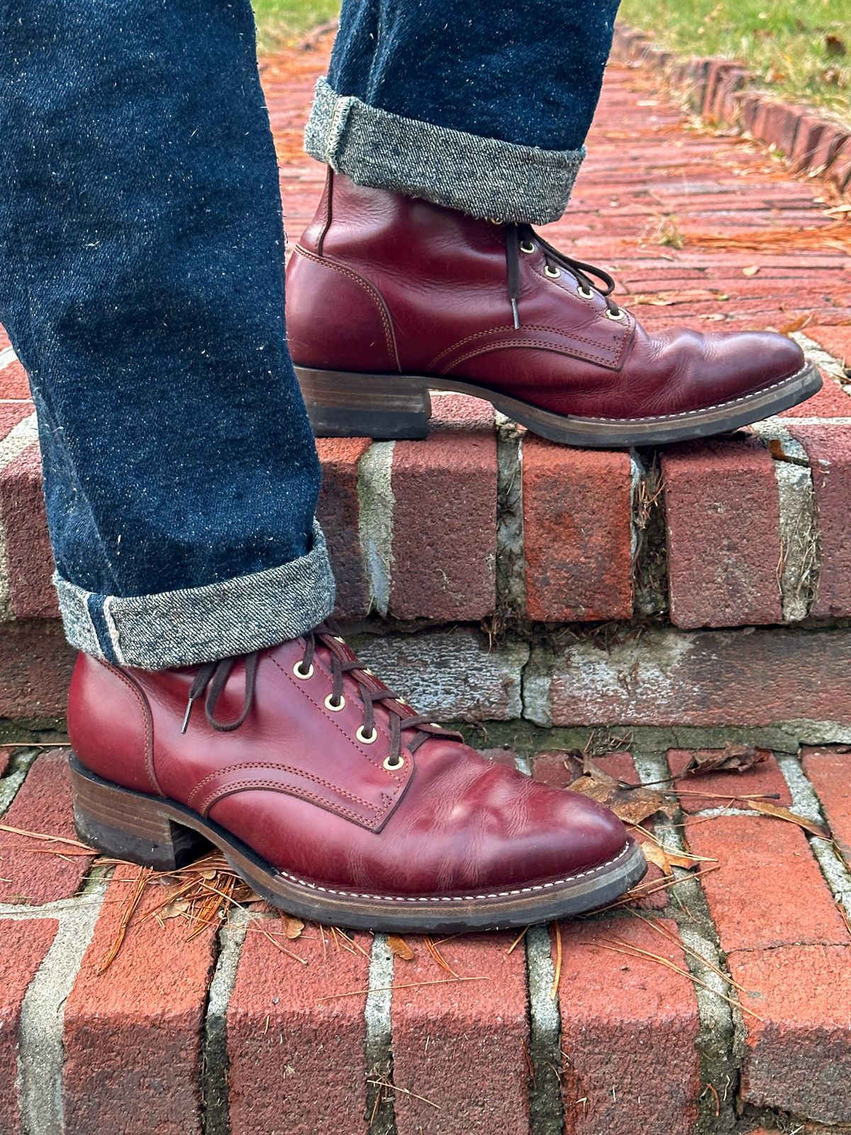 Photo by storybook.oak on January 3, 2024 of the Jack & White Brothers Letterman ZERO in Badalassi Carlo Mosto Minerva Liscio.