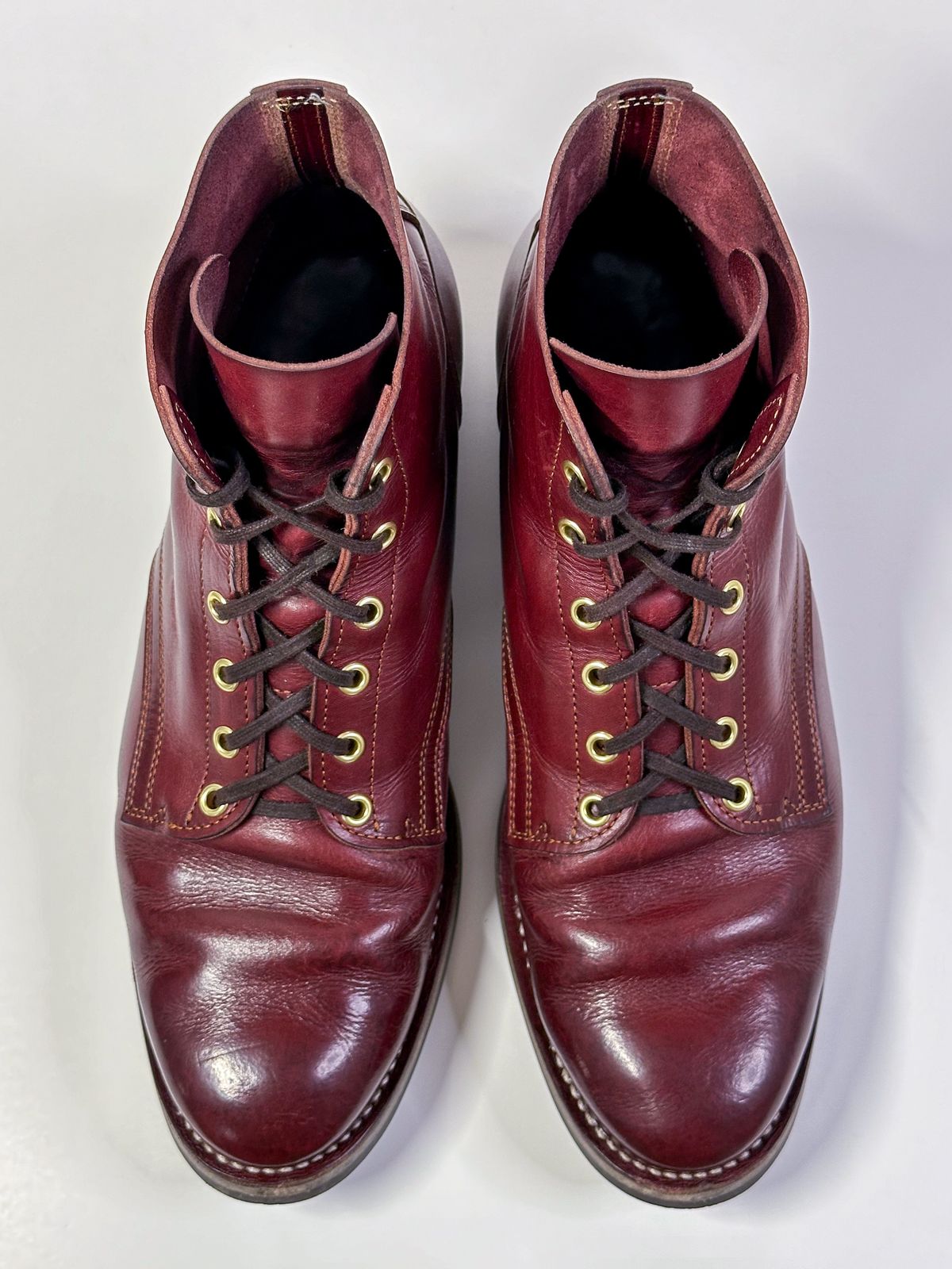 Photo by storybook.oak on January 3, 2024 of the Jack & White Brothers Letterman ZERO in Badalassi Carlo Mosto Minerva Liscio.