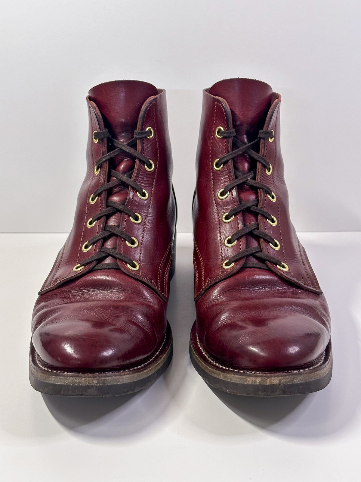 Photo by storybook.oak on February 4, 2024 of the Jack & White Brothers Letterman ZERO in Badalassi Carlo Mosto Minerva Liscio.
