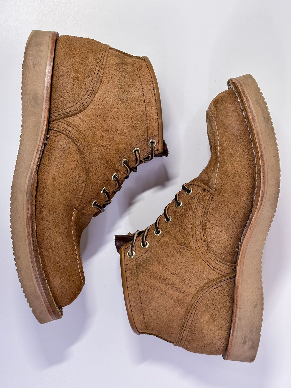 Photo by storybook.oak on December 4, 2023 of the Nicks Aldert Strider Moc Toe in Seidel 1964 Tan Roughout.