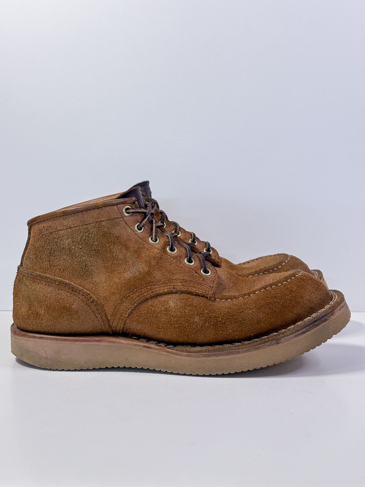 Photo by storybook.oak on February 4, 2024 of the Nicks Aldert Strider Moc Toe in Seidel 1964 Tan Roughout.