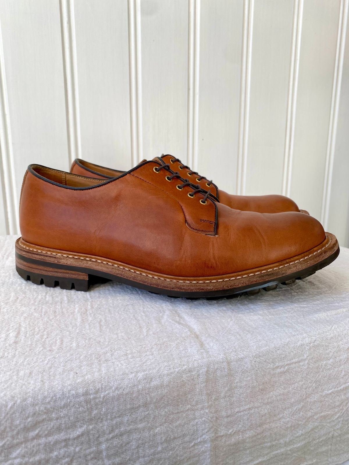 Photo by storybook.oak on December 2, 2022 of the Tricker's Robert Plain Derby Shoe in Horween Natural Dublin.
